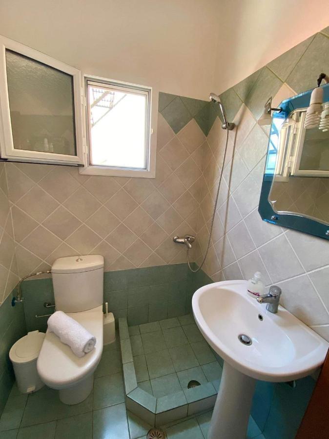 Gkoros House Old Town Himara